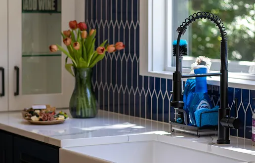 Cabinets & countertops